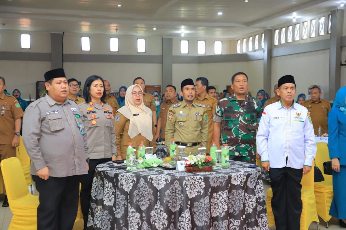 Wabup Labura Ajak Kader PKK Perkuat Peran Keluarga Menuju Indonesia Emas 2025. (Asri Tarigan/Sumutpos)