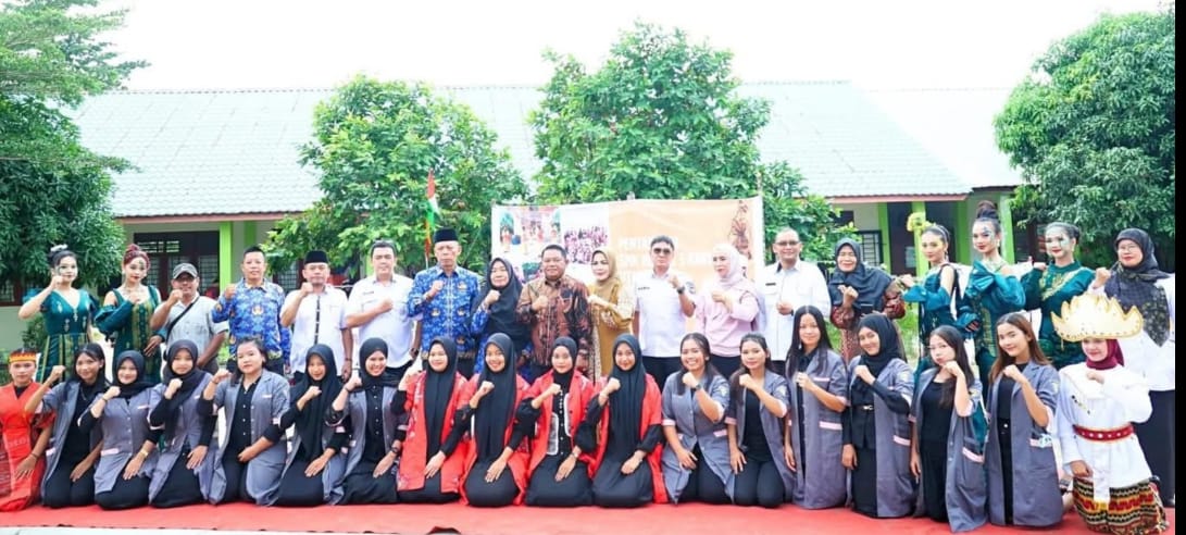 Wakil Bupati Labuhanbatu hadiri acara Pentas Seni Harmoni Nusantara (Fajar/Sumut Pos)