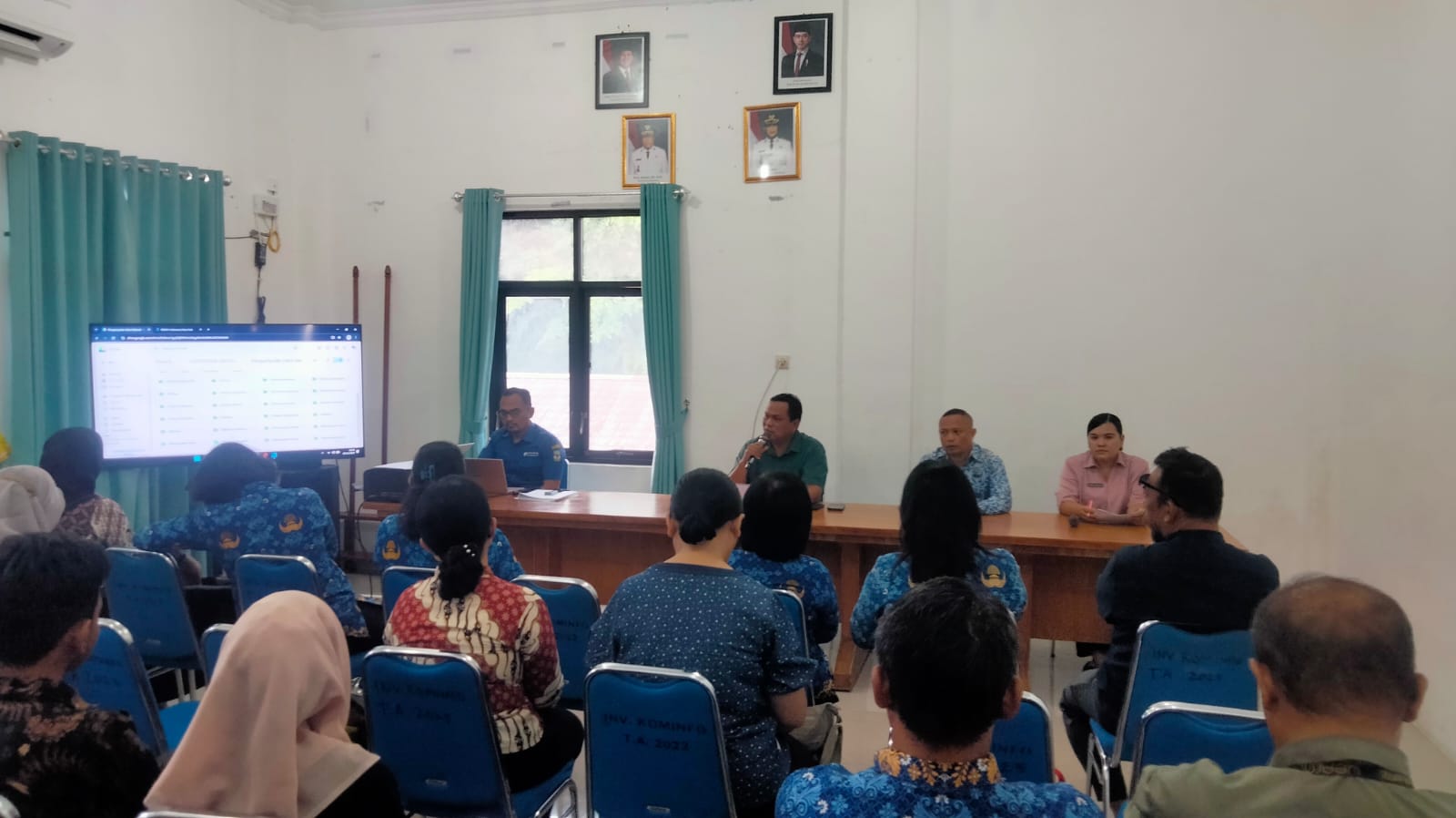 Dinas Kominfo dengan sejumlah OPD gelar pertemuan membahas validasi data Statistik.(ISTIMEWA/SUMUT POS)