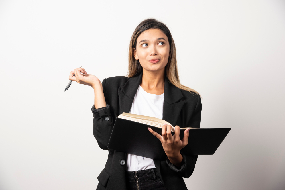 ILUSTRASI: Tiga zodiak akan mendapat peluang di bulan Desember. (FREEPIK)