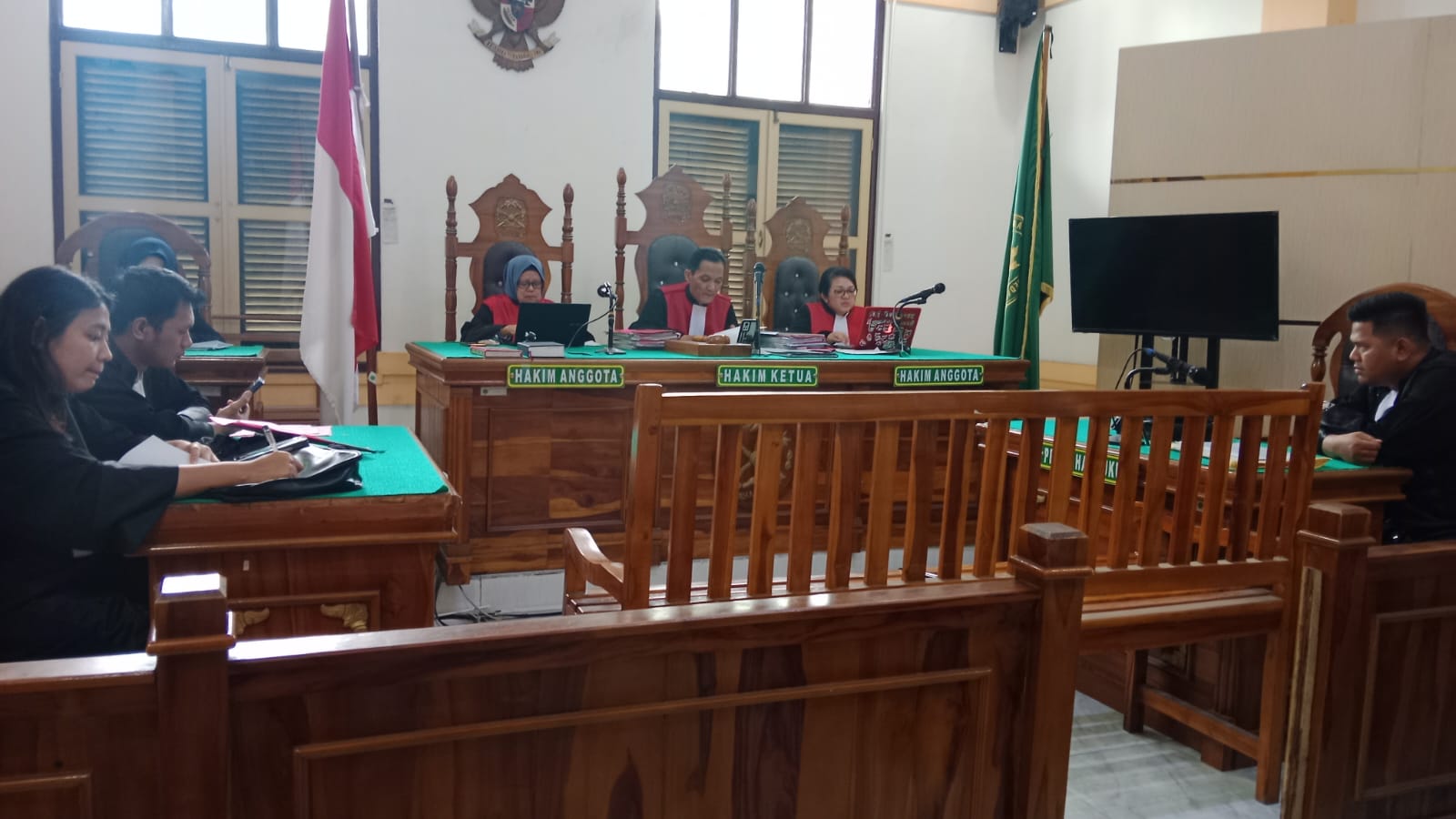 VIRTUAL: Majelis hakim PN Medan membacakan putusan terhadap kedua terdakwa kasus oplos gas secara virtual, Senin (22/12). (Dok: istimewa)