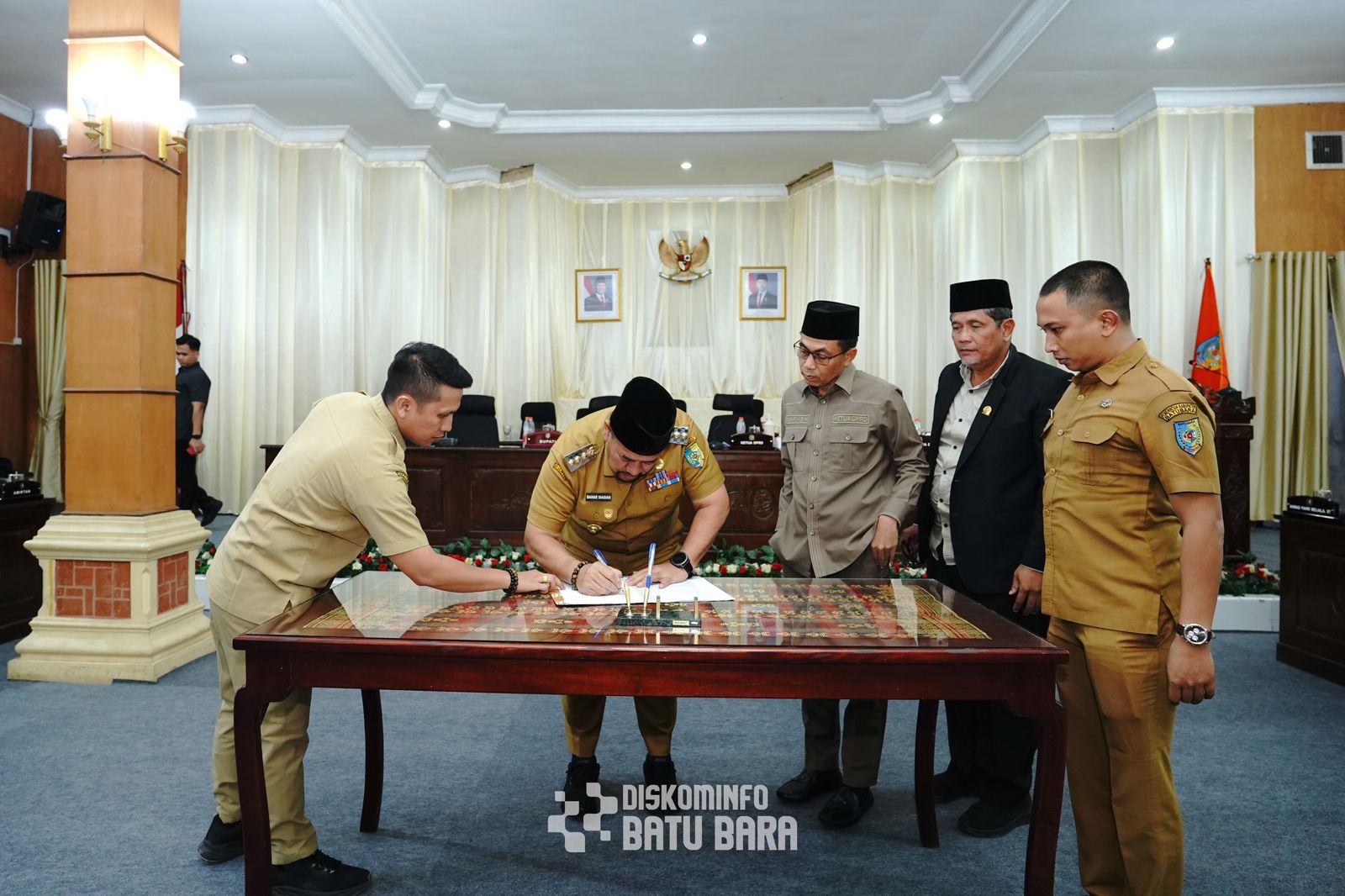 Bupati Batubara H Baharuddin Siagian dan Ketua DPRD Batubara M