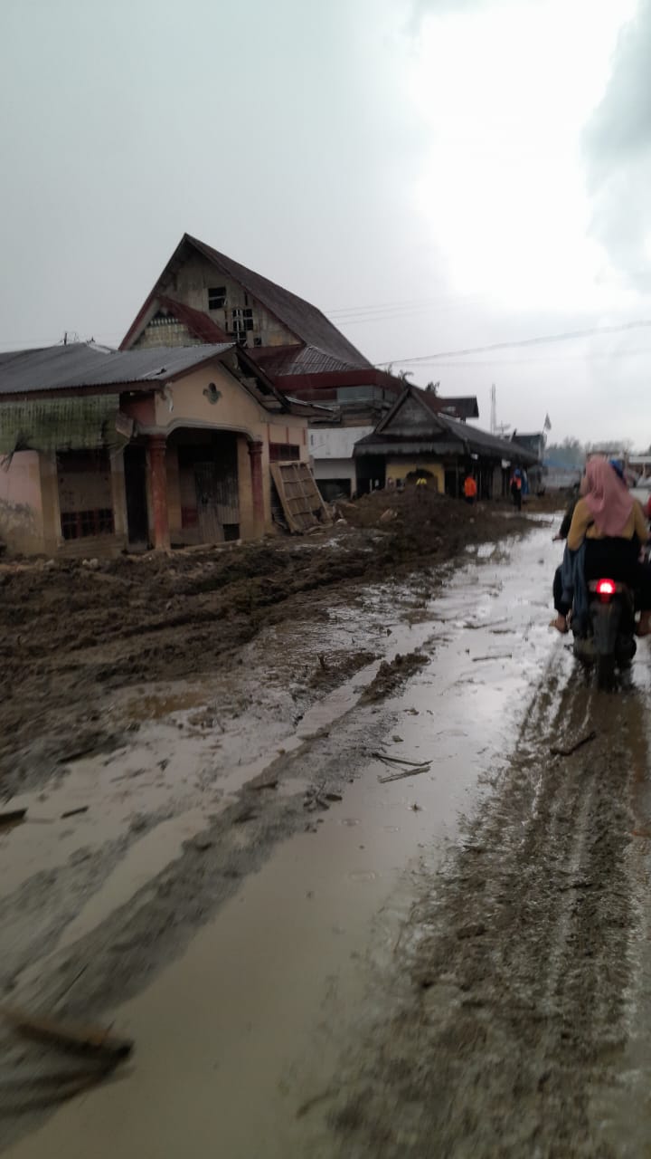 BENCANA: Desa Garoga di Tapanuli Selatan yang terkena dampak bencana longsor. (Dok: istimewa)