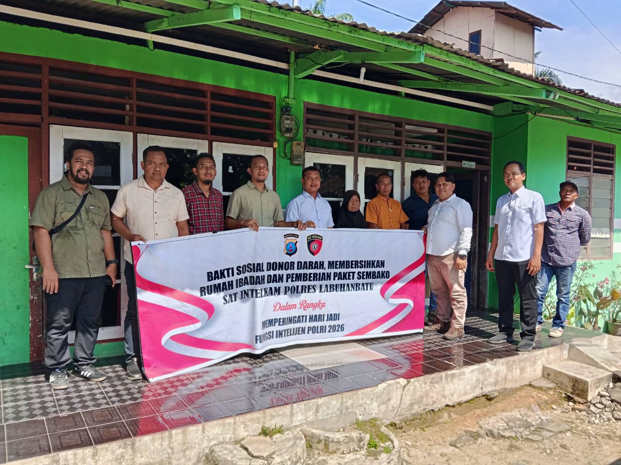 BAKTI: Sat Intelkam Polres Labuhanbatu menggelar bakti sosial dalam memperingati Hari Jadi Fungsi Intelkam Polri Tahun 2026. (Dok: Fajar/Sumut Pos)