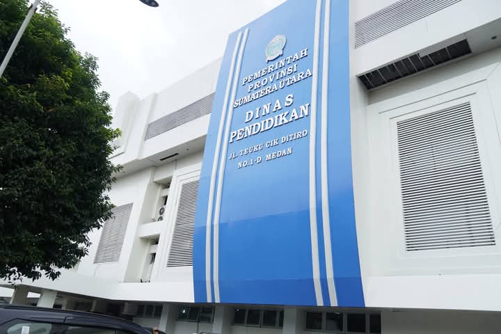 Gedung Dinas Pendidikan Sumut. (Dok: istimewa)