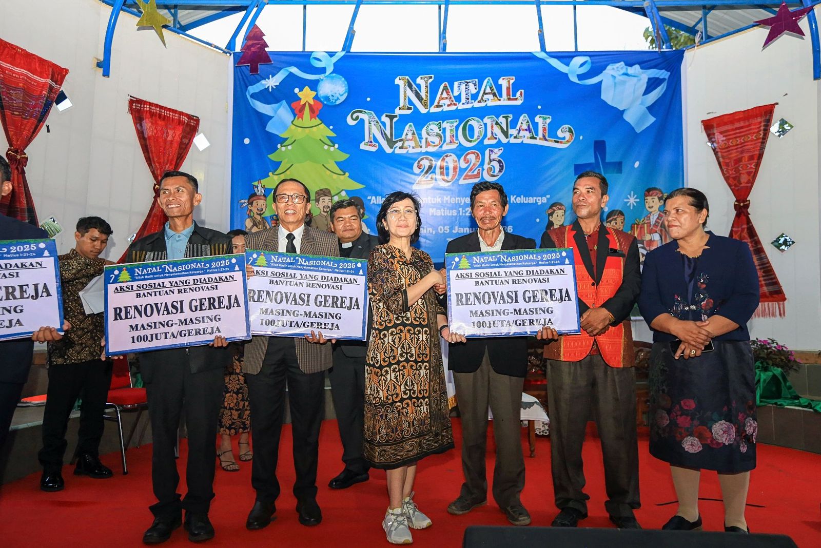 Panitia Natal Nasional 2025 ketika menyelenggarakan Perayaan Natal Nasional di Lembaga Sosial Panti Karya Hephata, Laguboti, Kabupaten Toba, Sumatera Utara.