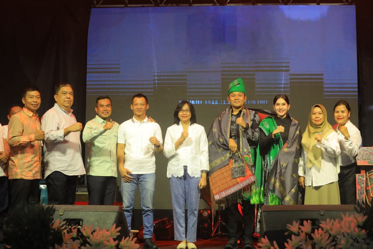 Wakil Bupati Labuhanbatu Utara (Labura), Dr. H. Samsul Tanjung, ST, MH, menghadiri acara pisah sambut Komandan Kodim (Dandim) 0209/Labuhanbatu. (Diskominfo Labura/Sumutpos)