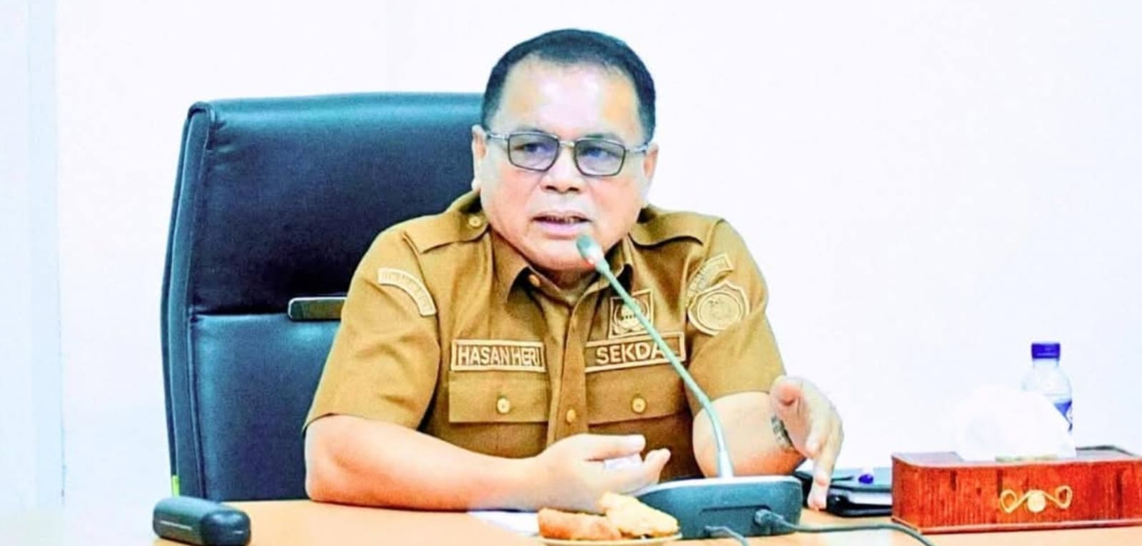 Sekdakab Labuhanbatu pimpin Raker Evaluasi pelaksanaan Program MBG (Fajar/Sumut Pos)
