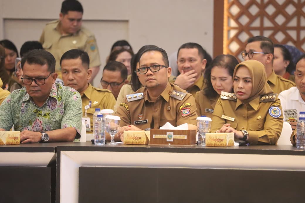 Wakil Wali Kota Tanjungbalai, Muhammad Fadly Abdina, menghadiri Rapat Koordinasi (Rakor) Percepatan Rehabilitasi dan Rekonstruksi Pascabencana. (ISTIMEWA/SUMUT POS)