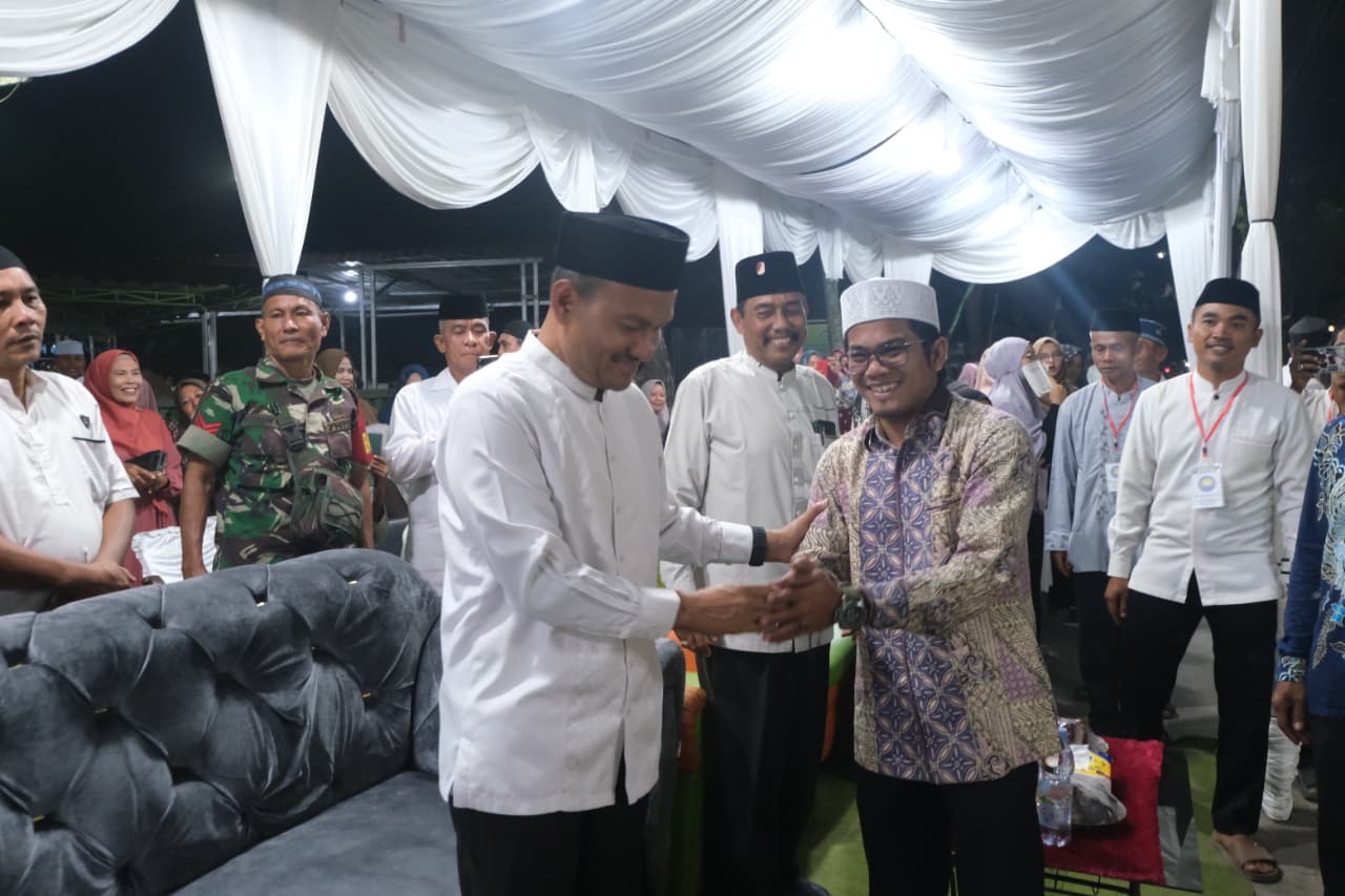 HADIR: Wali Kota Tanjungbalai, Mayaruddin saat menghadiri acara Isra Mikraj di masjid Ar Ridho, Kamis (15/1/2026). (Dok: istimewa)