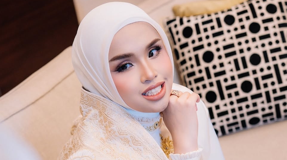 Putri Ariani.(indopop)