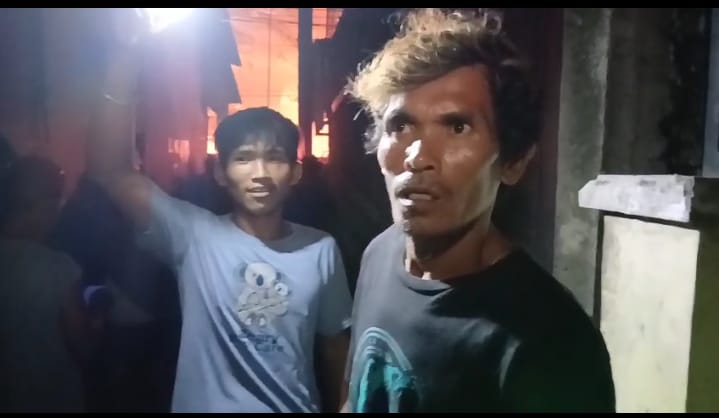 Saksi mata kebakaran pabrik swallow di Medan Deli. (Dok: istimewa)