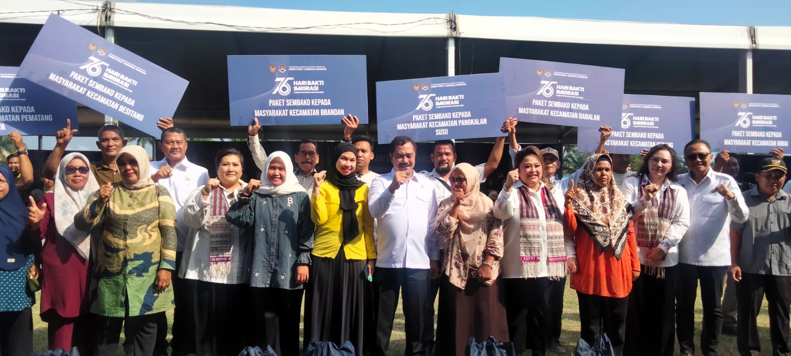 Hari Bhakti Imigrasi ke-76, Menteri Imipas Turun Langsung Gelar Bakti Sosial di Langkat