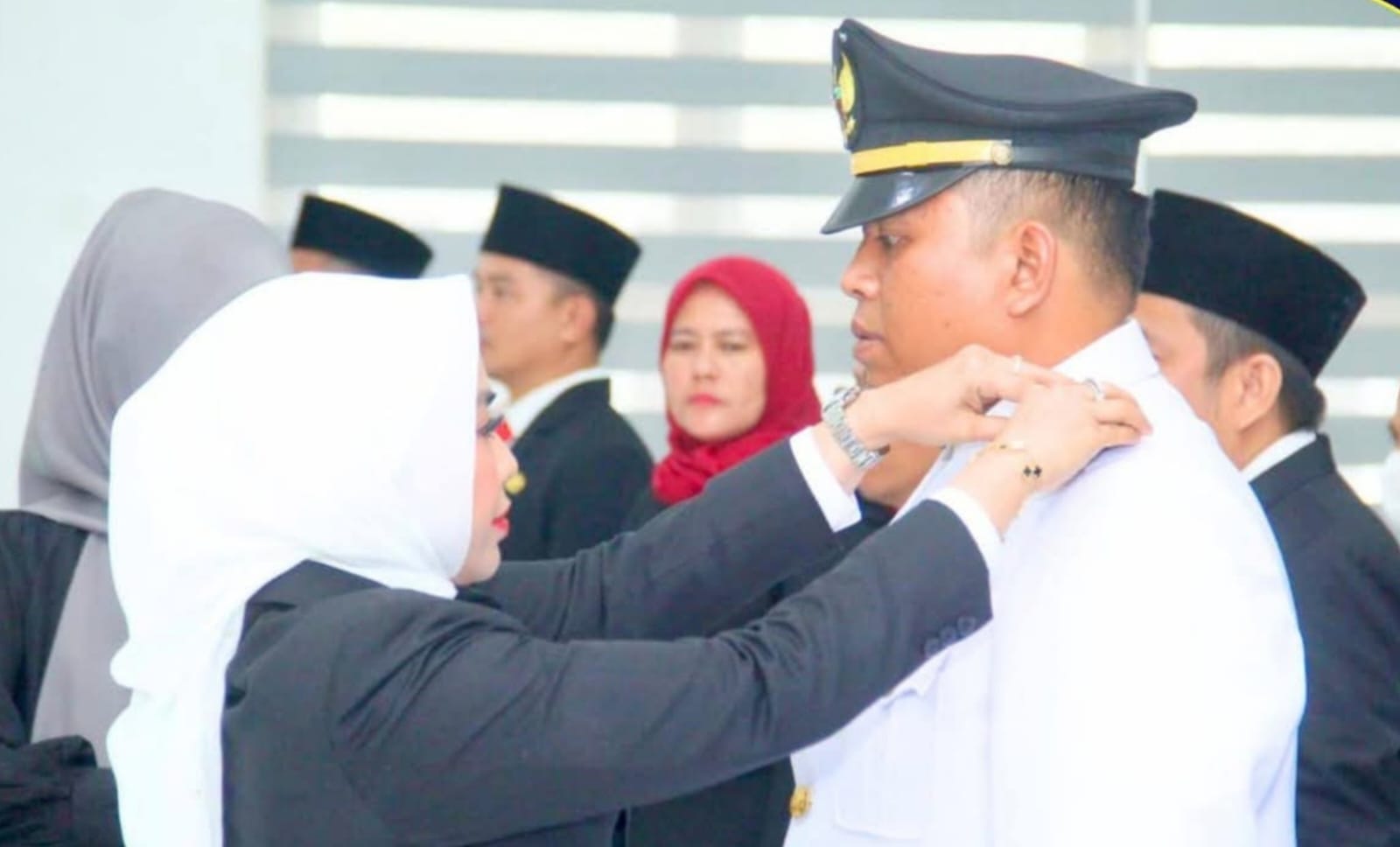 Bupati Labuhanbatu melantik pejabat administrator dan pejabat pengawas di lingkungan Pemkab Labuhanbatu (Fajar/ Sumut Pos)