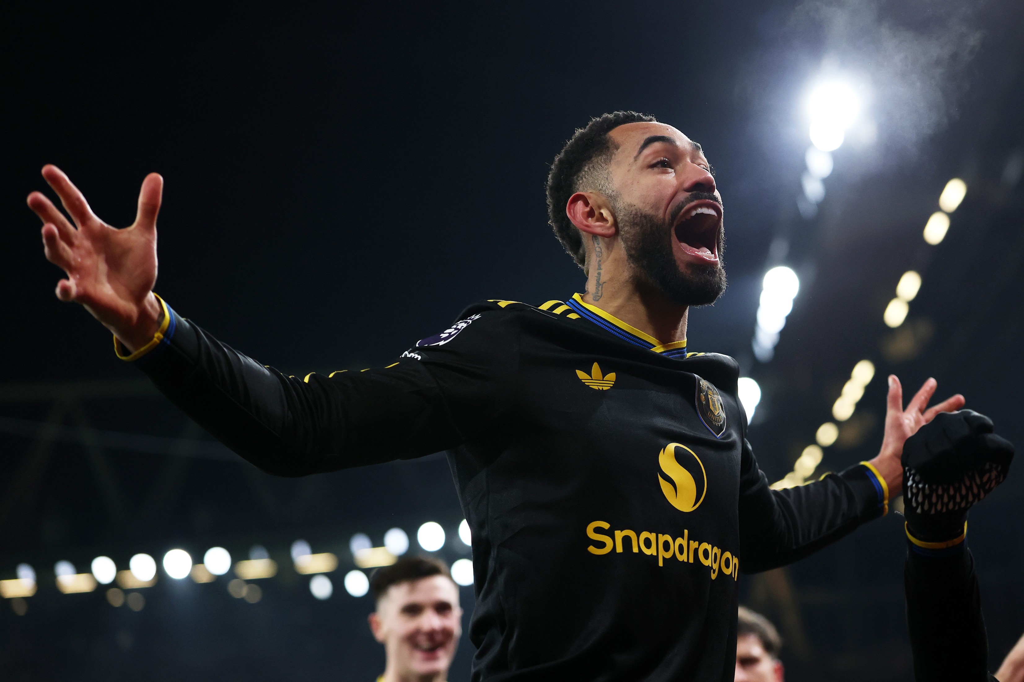 Matheus Cunha, pemain Manchester United melakukan seleberasi usai mencetak gol saat melawan Arsenal. (strettinews)