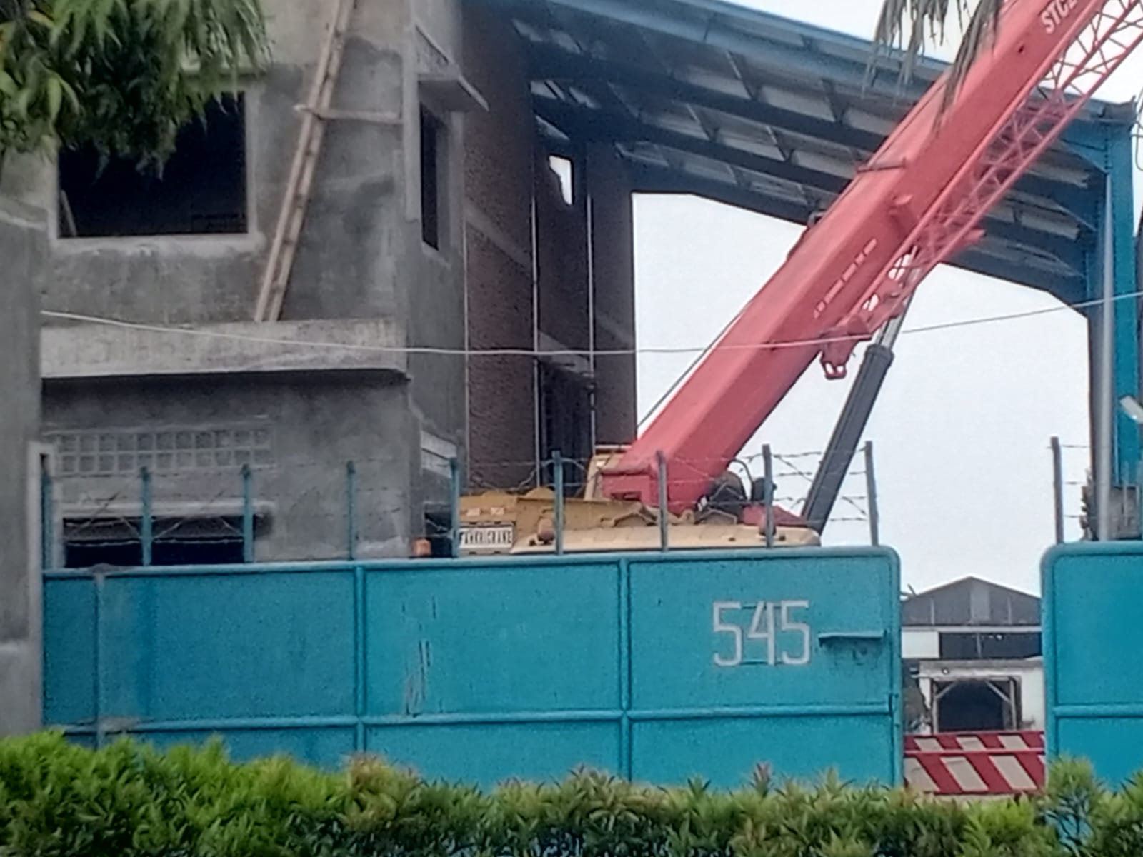 Pembangunan gudang di Binjai diduga tak mengantongi PBG. (Istimewa/Sumut Pos)