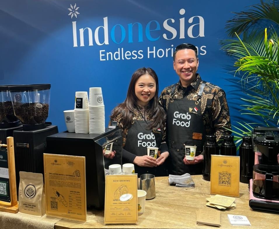 CEO dan Co-Founder Coffeenatics, Harris Hartanto Tan dan Co-Founder dan COO Coffeenatics, Norita Chai di Paviliun Indonesia, World Economic Forum 2026 Davos, Swiss.
