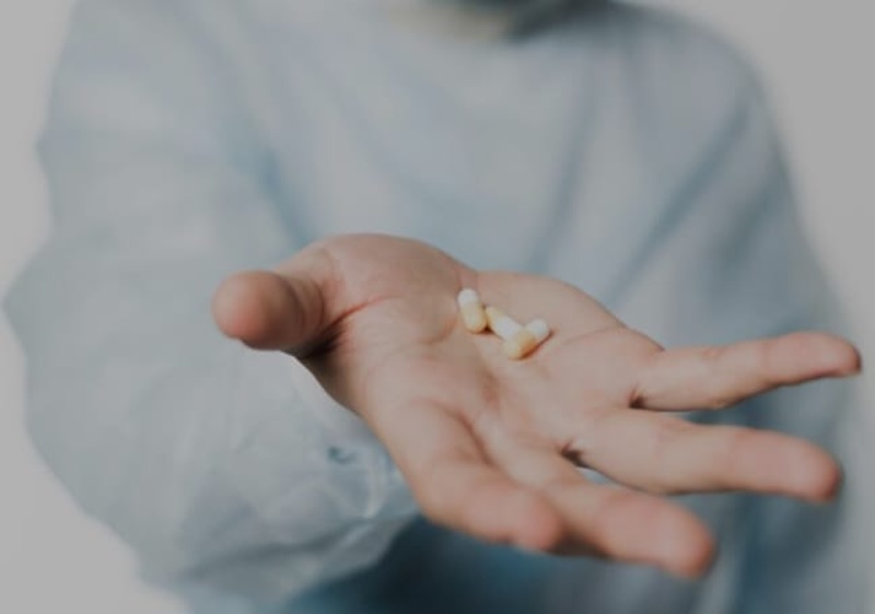 ilustrasi, penggunaan obat antibiotik lebih tepat untuk penyakit berbasis bakteri dan bukan virus. (freepik.com)