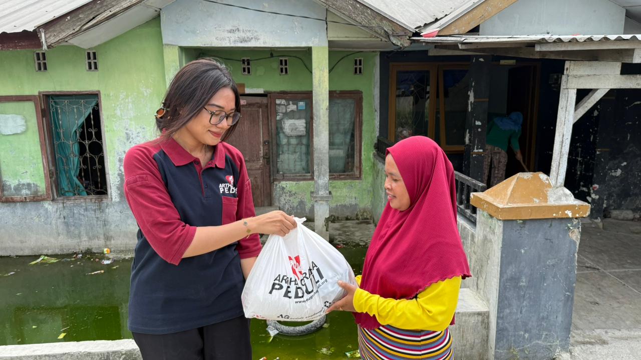 Artha Graha Peduli (AGP) bersama GulaVit menggelar Pasar Murah di sejumlah lokasi di Medan sejak Sabtu (31/1/2026). (foto : ist)
