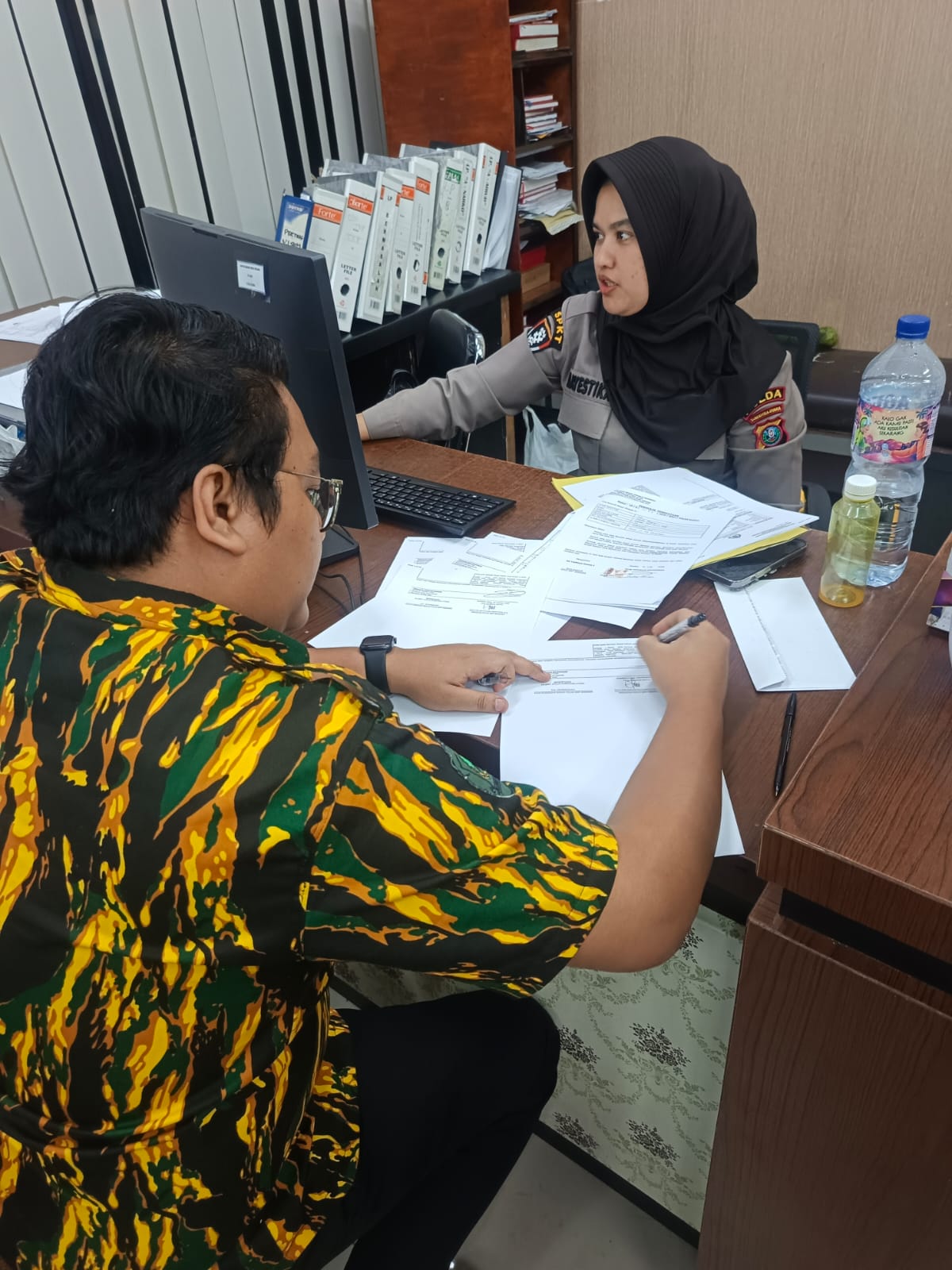 LAPORAN: Panitia Musda XI Partai Golkar Sumut melalui tim pengaman Musda yakni PD AMPG Sumut membuat laporan resmi ke Kepolisian Daerah Sumatera Utara (Polda Sumut), Kamis (5/2/2026). (Dok: istimewa)