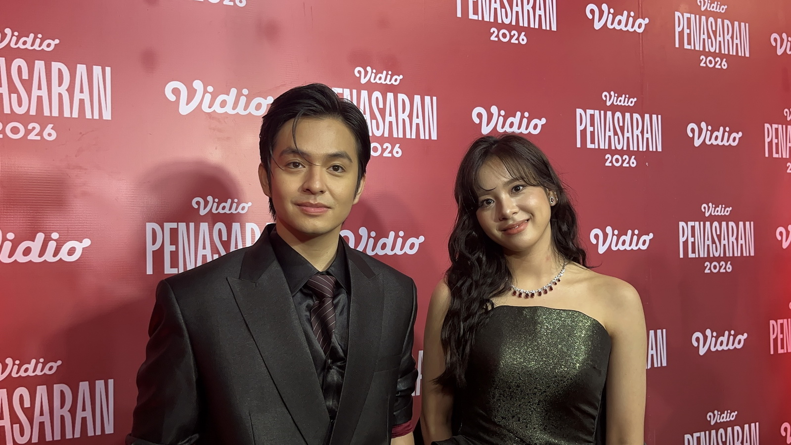 Angga Yunanda dan Zee Asadel. (Jawa Pos)