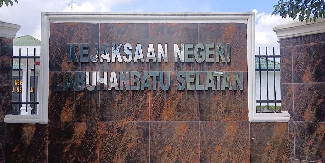 Kantor Kejari Labuhanbatu Selatan. (Khairuddin)
