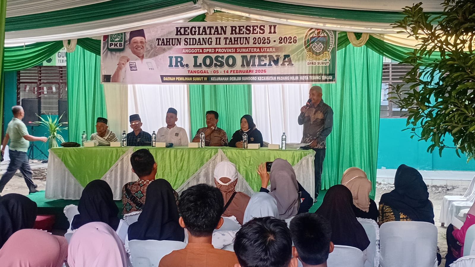 Anggota DPRD Provinsi Sumatera Utara,  Loso Mena, saat menyampaikan sambutan dalam kegiatan Reses II Tahun Sidang 2025&ndash;2026 di Kecamatan Padang Hilir, Kota Tebing Tinggi, Kamis (12/02/2026).
