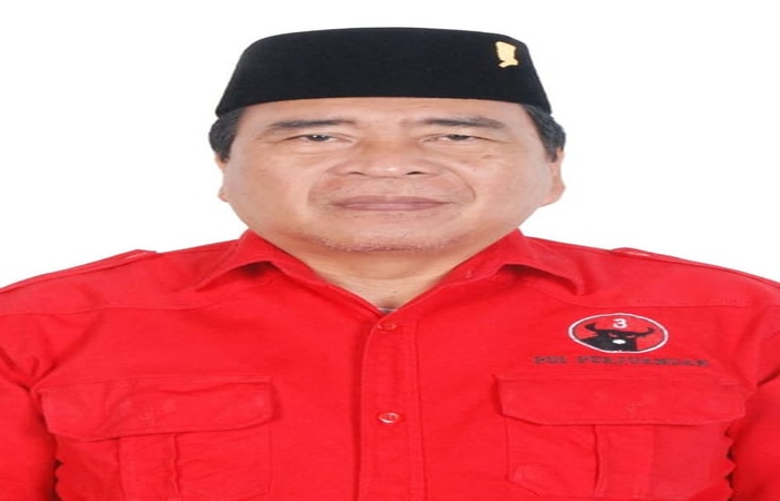 Wakil Ketua Komisi I DPRD Batubara Drs Bonar Manik, MM. ( Liberti H Haloho/ Sumut Pos)