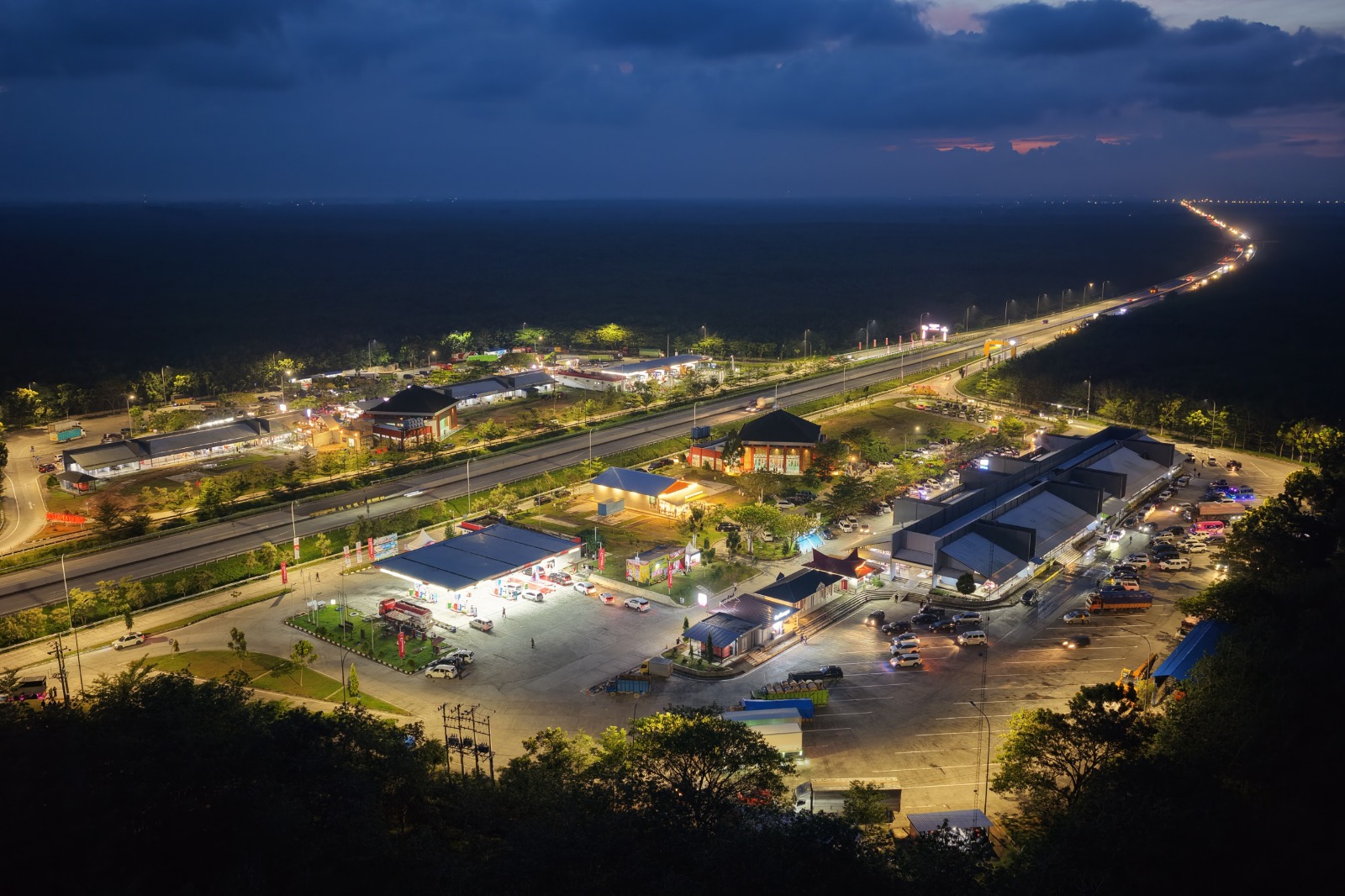 IMLEK: Lalu lintas di tol meningkat saat libur Imlek. (Dok: Jasa Marga)