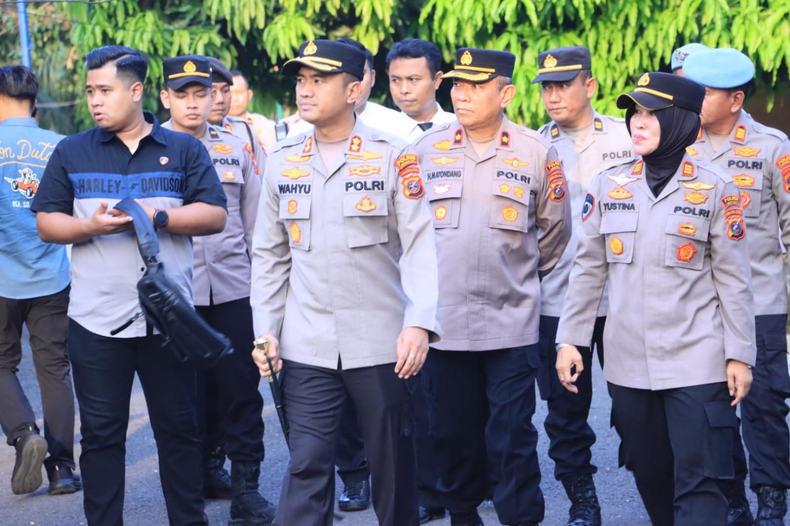 Kapolres Labuhanbatu AKBP Wahyu Endrajaya saat  kunjungan kerja ke Polsek Na IX-X . (Indra/ Sumut Pos).