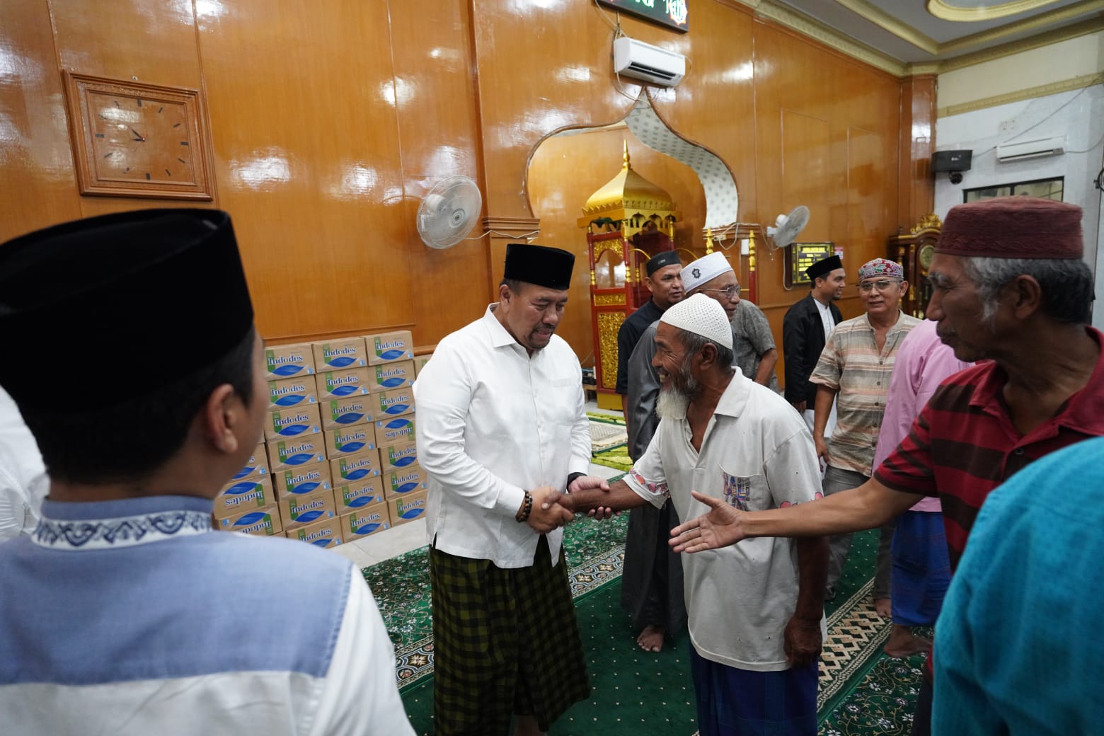 H. Baharuddin Siagian, S.H., M.Si., lakukan  Safari Ramadhan Pemkab Batubara  Tahun 1447 H/2026 M  di Masjid Makmur. (KOMINFO BATUBARA/SUMUT POS)