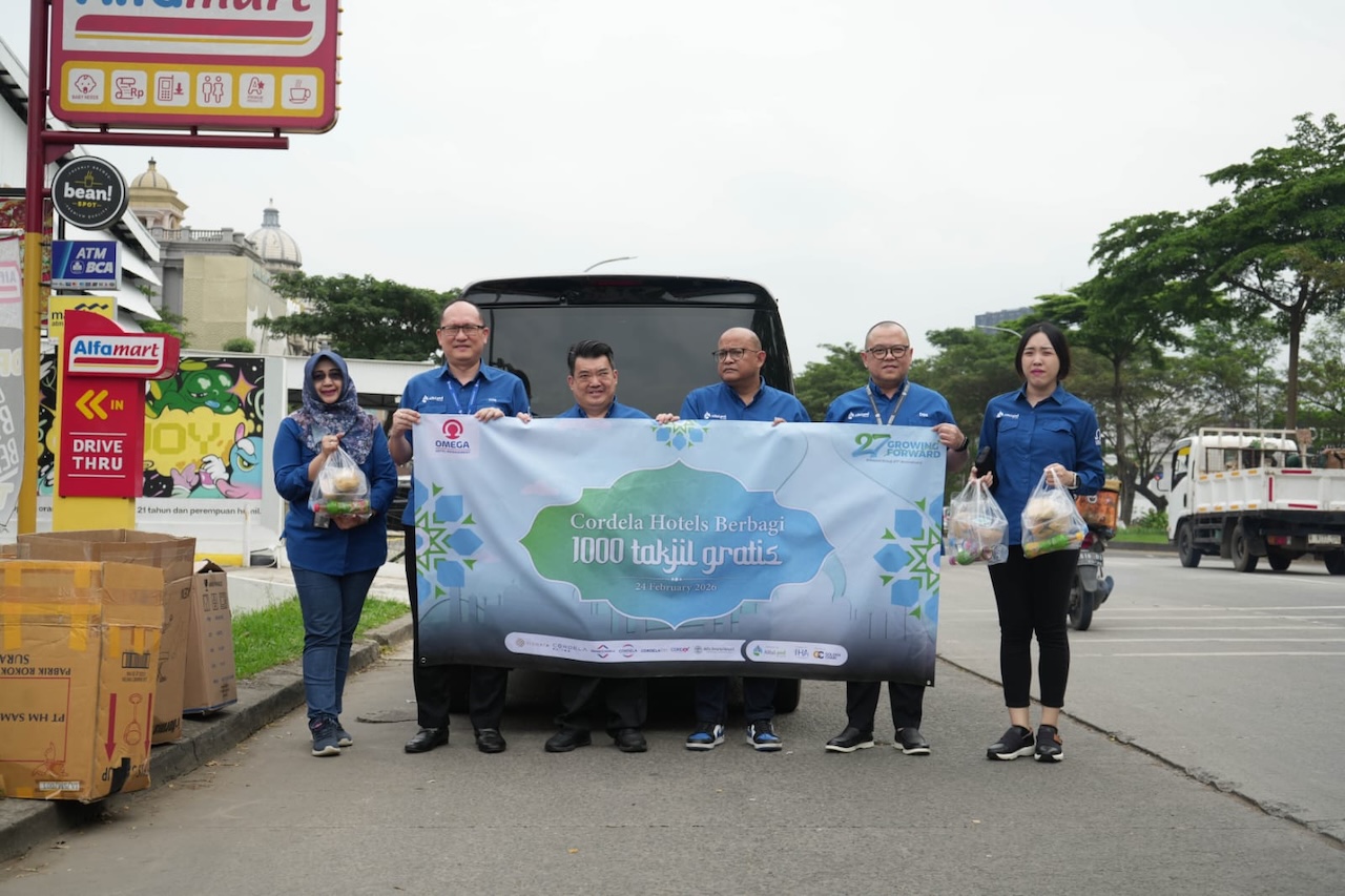 Kegiatan &ldquo;Tajil on The Road&rdquo;  Omega Hotel Management (OHM) (dok : OHM)