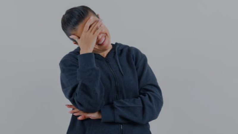 ilustrasi, kaum pria cenderung lebih cerewet dan manja alias ribut ketika sakit. (Freepik.com)