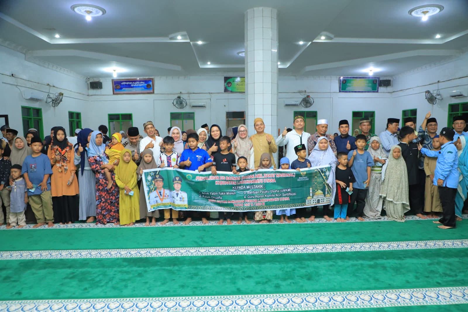  Pemkab Labura Kembali Laksanakan Safari Ramadhan ke-6 di Masjid Al-Muhshohadah Desa Sukarame Kualuh Hulu. (Asri Tarigan/Sumutpos )