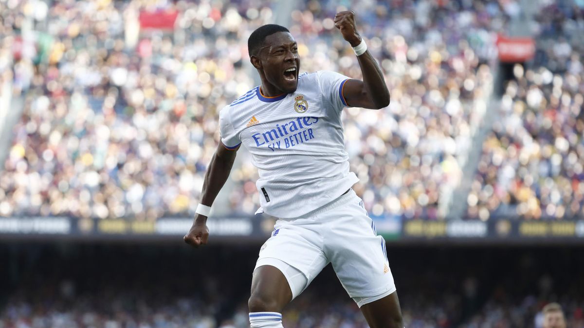 David Alaba, bek Real Madrid melakukan selebrasi usai mencetak gol. (eurosport)