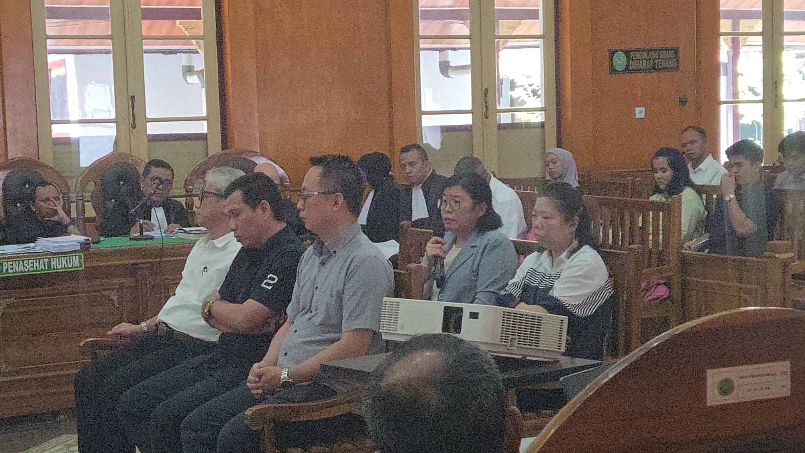 SAKSI: Sejumlah saksi dihadirkan dalam sidang korupsi penjualan aset PTPN II ke Citraland di Pengadilan Tipikor Medan, Senin (3/2/2026). (Dok: istimewa)