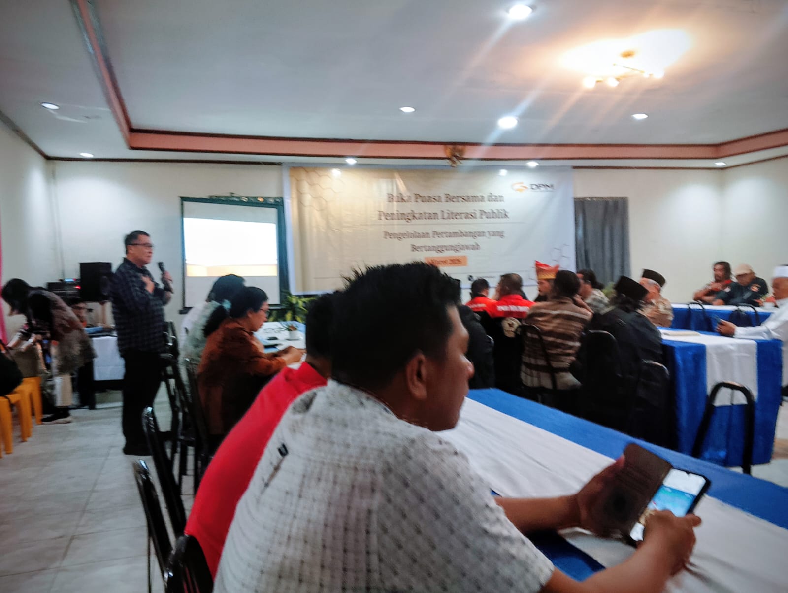 PT DPM melakukan buka puasa bersama tokoh masyarakat, ormas serta insan pers di hotel Beristera, Sitinjo, Jumat (6/3/2026) malam. (RUDY SITANGGANG/SUMUT POS)