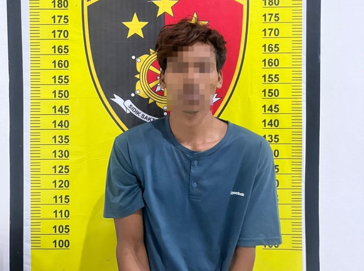 Tersangka MS, pelaku pembunuh seorang nenek diamankan di Polres Tapsel. (ISTIMEWA/SUMUT POS)