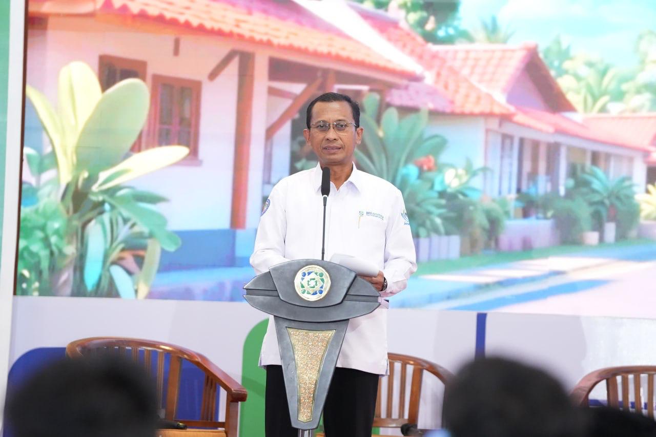 Direktur Utama BPJS Kesehatan Prihati Pujowaskito menyampaikan penjelasan terkait layanan JKN Selama libur Lebaran. (ISTIMEWA/SUMUT POS)