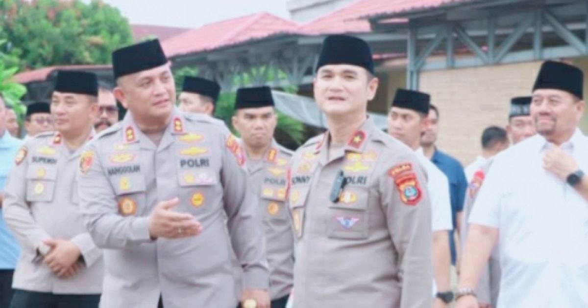 Wakapoldasu  Brigjen Pol Sonny Irawan, S.i.k., &Mu;.H bersama  para Pejabat Utama (PJU) saat disambut   Kapolres Batubara AKBP Dolly Nelson H H Nainggolan dan Bupati Batubara Baharudin Siagian. 