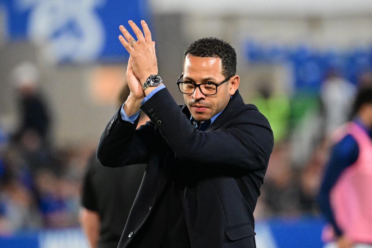 Pelatih Chelsea, Liam Rosenior. (leqipe.fr)