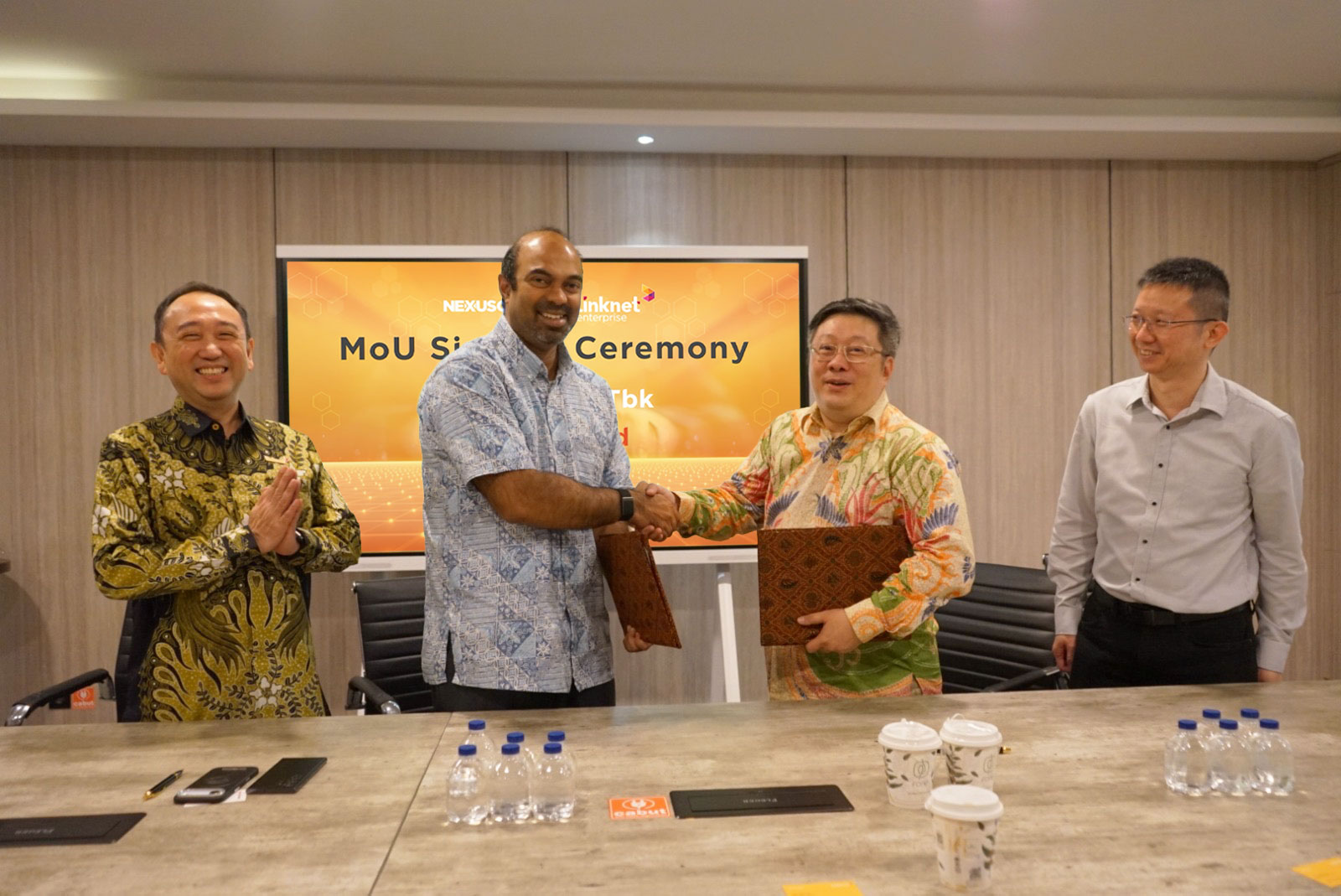 Ronald C. Lesmana - Chief Enterprise Business Officer PT Link Net Tbk