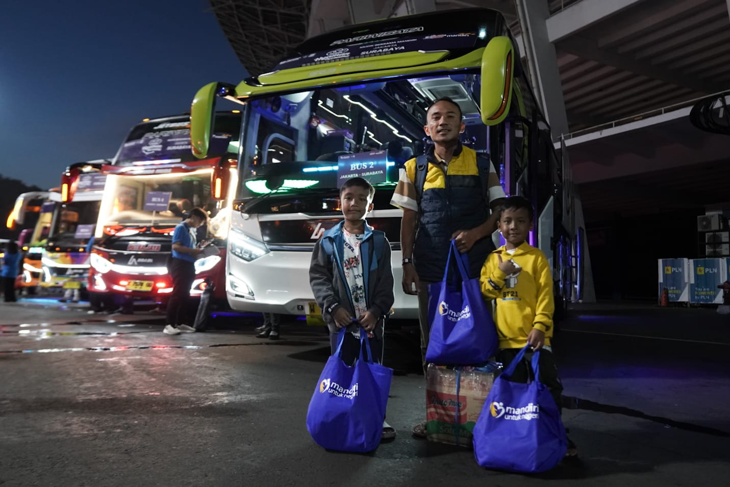 Bank Mandiri Berbagi Kebaikan, Fasilitasi Mudik Gratis untuk Lebih dari 10.000 Pemudik