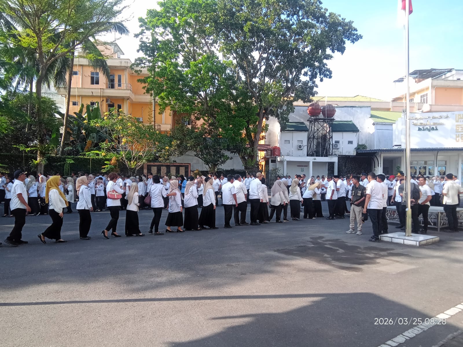  Suasana usai apel perdana pasca libur Hari Raya Idulfitri di Balai Kota Binjai. (Istimewa/Sumut Pos)
