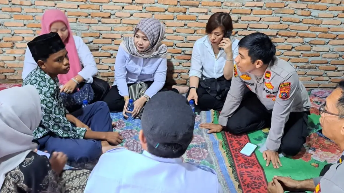 KORBAN BULLYING: Prosesi trauma healing terhadap korban bullying di media sosial.  (Fajar/ Sumut Pos)