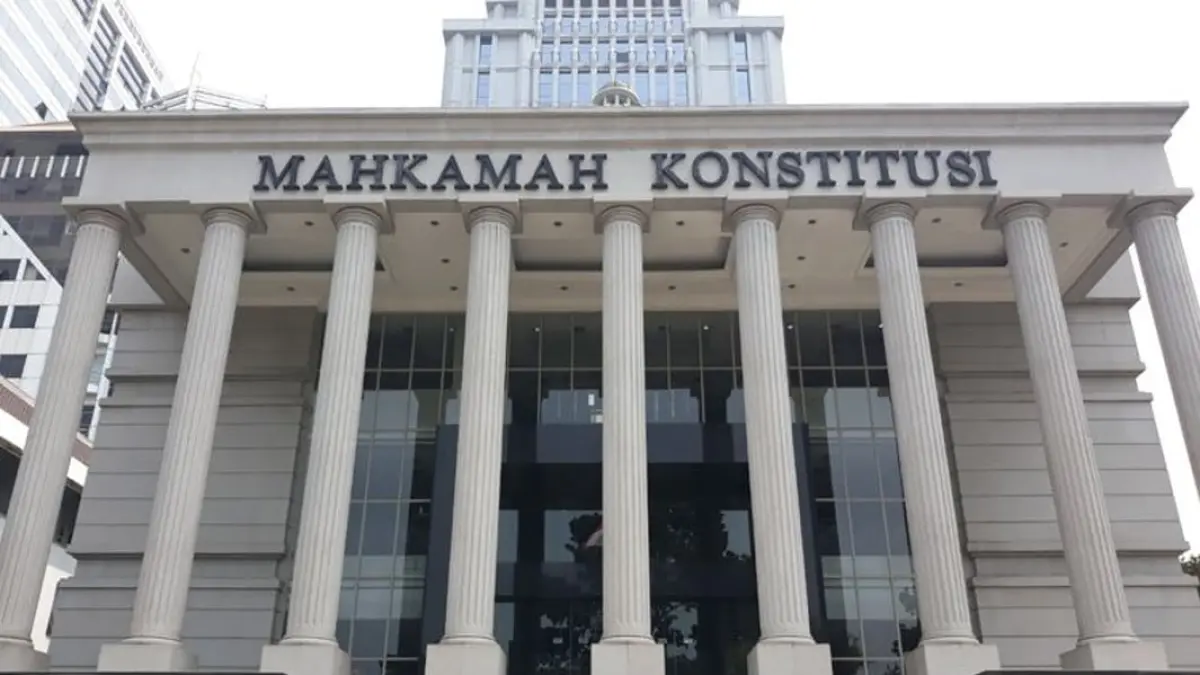 Mahkamah Konstitusi.