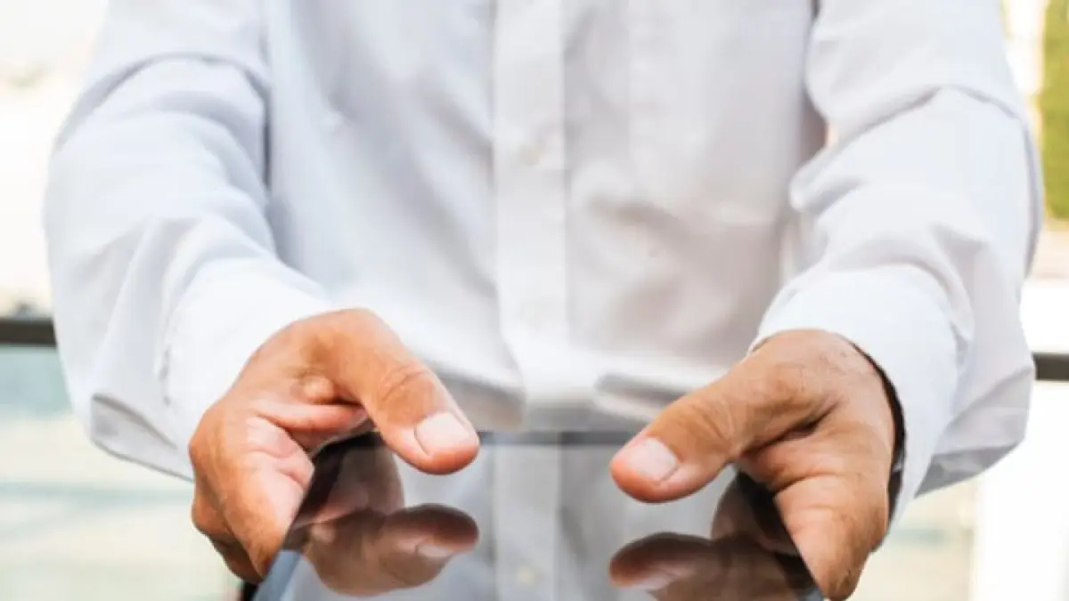 Pemerintah terus mendorong transformasi digital di berbagai sektor, termasuk dalam pengelolaan subsidi energi seperti bahan bakar minyak (BBM) dan listrik. (Freepik.com)