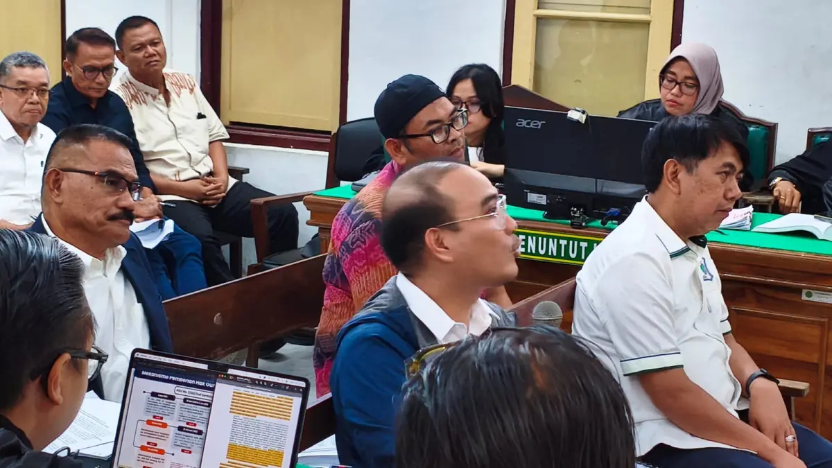 KESAKSIAN: Sejumlah saksi dihadirkan memberikan kesaksian, dalam sidang lanjutan dugaan pengalihan lahan eks PTPN II di Pengadilan Tipikor Medan, Senin (6/4/2026). (Dok: istimewa)
