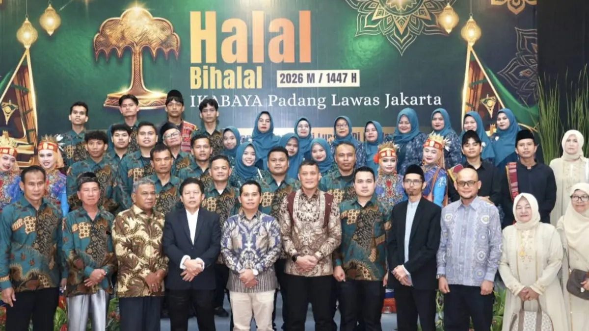  Bupati Padang Lawas Putra Mahkota Alam Hasibuan dan Wakil Bupati H. Achmad Fauzan Nasution dalam acara Halal Bihalal IKABAYA Jakarta. (ISTIMEWA/SUMUT POS)
