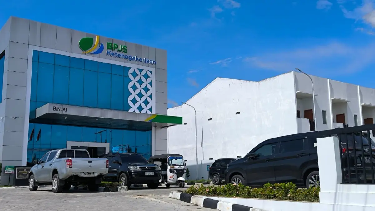
Kantor BPJS Ketenagakerjaan Cabang Binjai di Jalan Soekarno-Hatta KM 19,5. (Teddy Akbari/Sumut Pos)